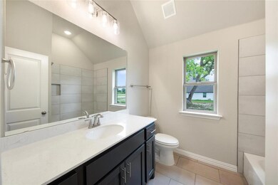 112 Deats Farm Ct, Azle, TX 76020 - photo 6