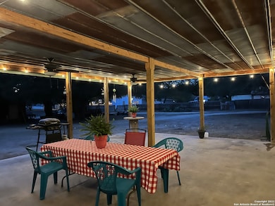 1211 Devine Dr, Devine, TX 78016 - photo 3