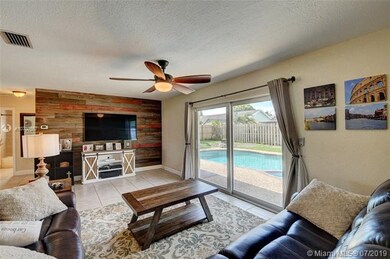 9705 Richmond Cir, Boca Raton, FL 33434 - photo 5