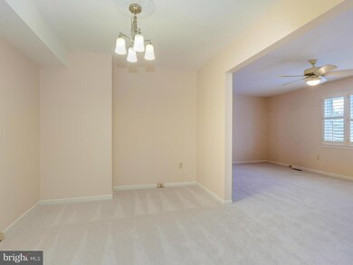 8174 Electric Ave, Vienna, VA 22182 - photo 7