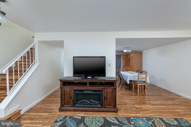 123 Bourbon Ct, Parkville, MD 21234 - photo 5