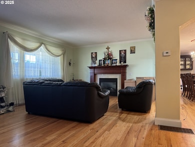 13529 NE Beech St, Portland, OR 97230 - photo 7