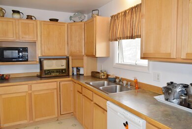 Kitchen (1)