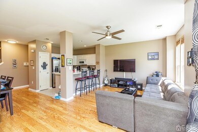 307 Lilac Dr unit F1, Union, NJ 07083 - photo 3