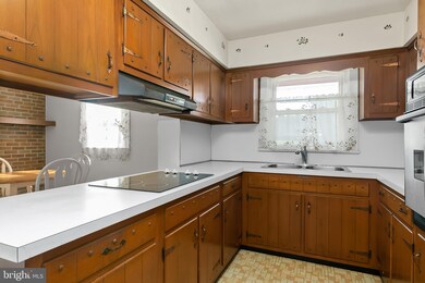 44 Harding Ave, Runnemede, NJ 08078 - photo 4