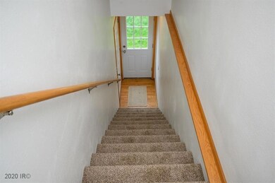 936 Mckinley Ave unit 1, Des Moines, IA 50315 - photo 2