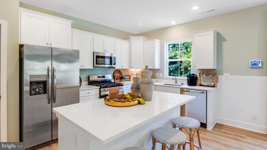 10800 Melbourne Way, White Plains, MD 20695 - photo 4