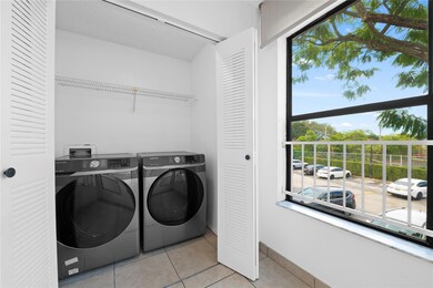 2906 S University Dr unit 10204, Davie, FL 33328 - photo 6