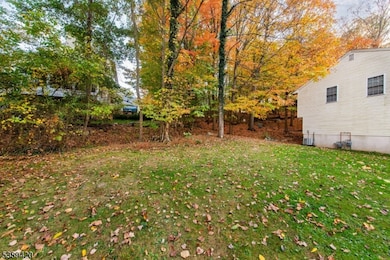 3 Undercliff Ln, Lincoln Park, NJ 07035 - photo 5