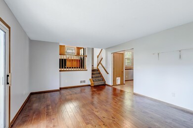 Family to Kitchen