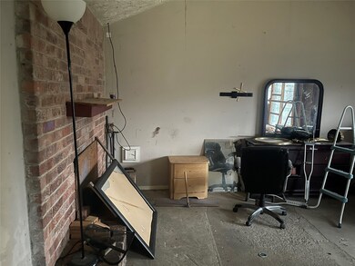 2419 Pearwood Dr, Houston, TX 77038 - photo 6