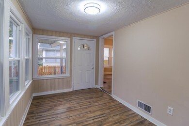 1217 E Alcott-13