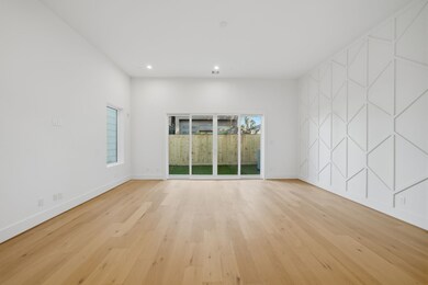 1516 Dorothy St unit B, Houston, TX 77008 - photo 4