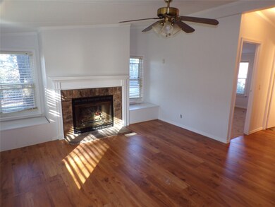 4004 Curry Rd unit A, Arlington, TX 76001 - photo 7