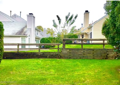 266 Primrose Ln, Freehold, NJ 07728 - photo 6