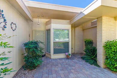 10021 W Highwood Ln, Sun City, AZ 85373 - photo 5