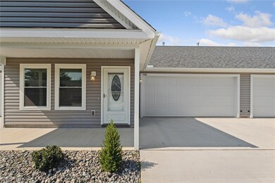 1840 Alexander Ave unit 1403, Geneva, OH 44041 - photo 4