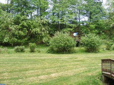 215 Blue Rocks Rd, Lenhartsville, PA 19534 - photo 6