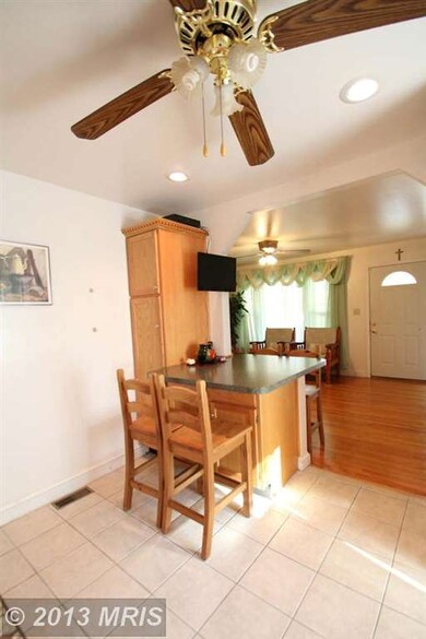 5010 59th Ave, Hyattsville, MD 20781 - photo 4