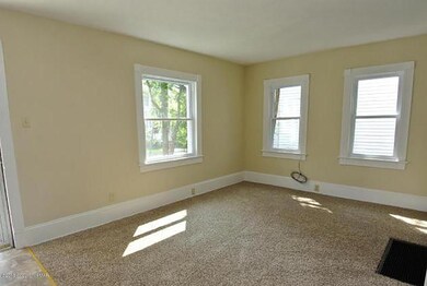 18 Fetherman St, Stroudsburg, PA 18360 - photo 5