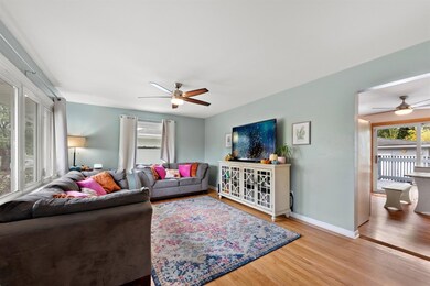 3432 Laporte St, Highland, IN 46322 - photo 5