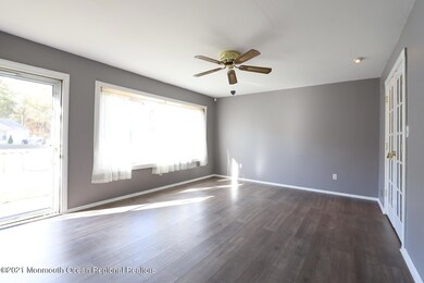 17 Commodore Ct, Barnegat, NJ 08005 - photo 2