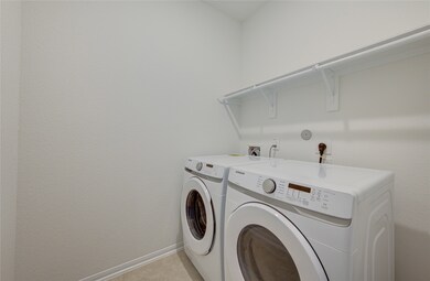 806 Junction Point Ln, Tomball, TX 77375 - photo 5