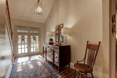 508 W Bayou-6