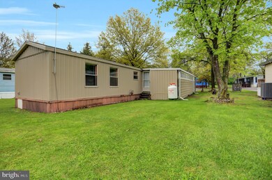 1149 Leisure Dr unit 43, Chambersburg, PA 17202 - photo 6