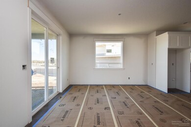 61082 SE Echo Lake Ct, Bend, OR 97702 - photo 6