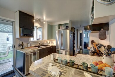 unlisted-address, Everett, WA 98201 - photo 6