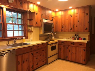 185 Walnut Hill Ave, Manchester, NH 03104 - photo 7