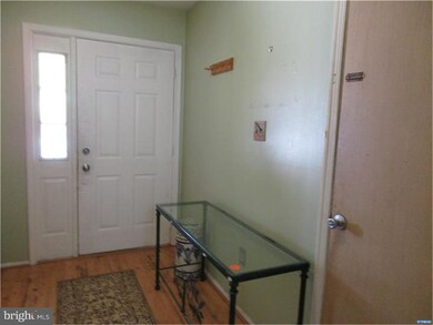 121 Stature Dr, Newark, DE 19713 - photo 2