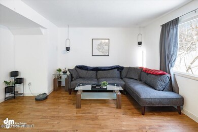 04-Living Room_DMD_1841-Edit