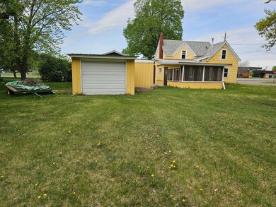 212 Huntsinger Ave, Park Rapids, MN 56470 - photo 5