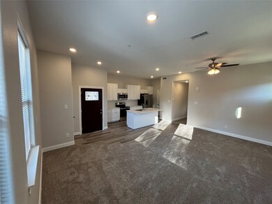 504 Nursery Rd unit 1109, the Woodlands, TX 77380 - photo 3