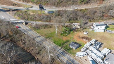 747 Virginia St, Marietta, OH 45750 - photo 4