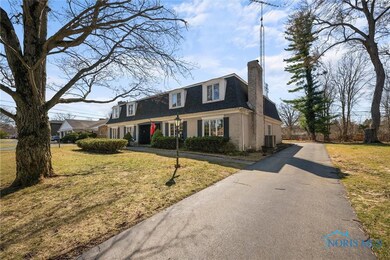 3925 Hillandale Rd, Ottawa Hills, OH 43606 - photo 4