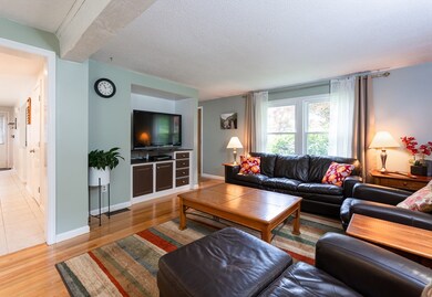 11 Emerson Rd, Nashua, NH 03062 - photo 5