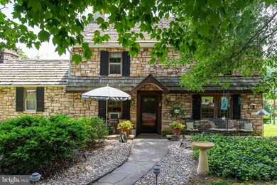 1125 Old Gravel Pike, Schwenksville, PA 19473 - photo 2