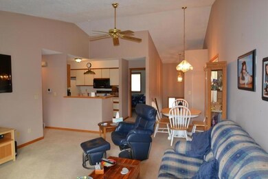 dining/kitchen area