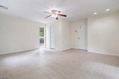 29 Walnut St unit 1, Sussex, NJ 07461 - photo 6