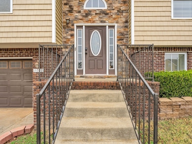 1037 Ishee Dr, Clarksville, TN 37042 - photo 3