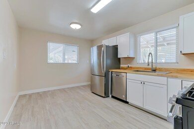 216 S Hobson unit A, Mesa, AZ 85204 - photo 4