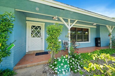 2587 E Rd, Loxahatchee, FL 33470 - photo 4