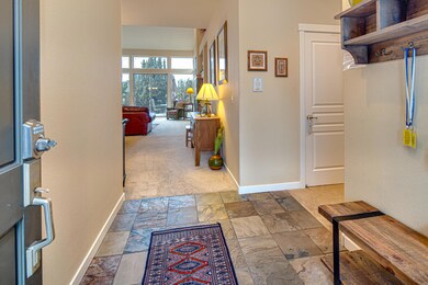 Entry looking into Great Rm