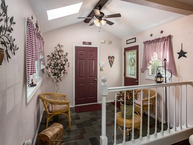 3 Butternut Ln, MerriMacK, NH 03054 - photo 2