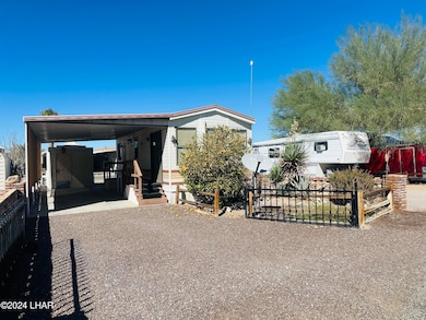 200 N Moon Mountain Ave, Quartzsite, AZ 85346 - photo 2