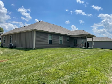 1451 Spring Mountain Dr, Columbia, MO 65201 - photo 3