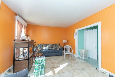 37 Ontario St, Albany, NY 12206 - photo 6